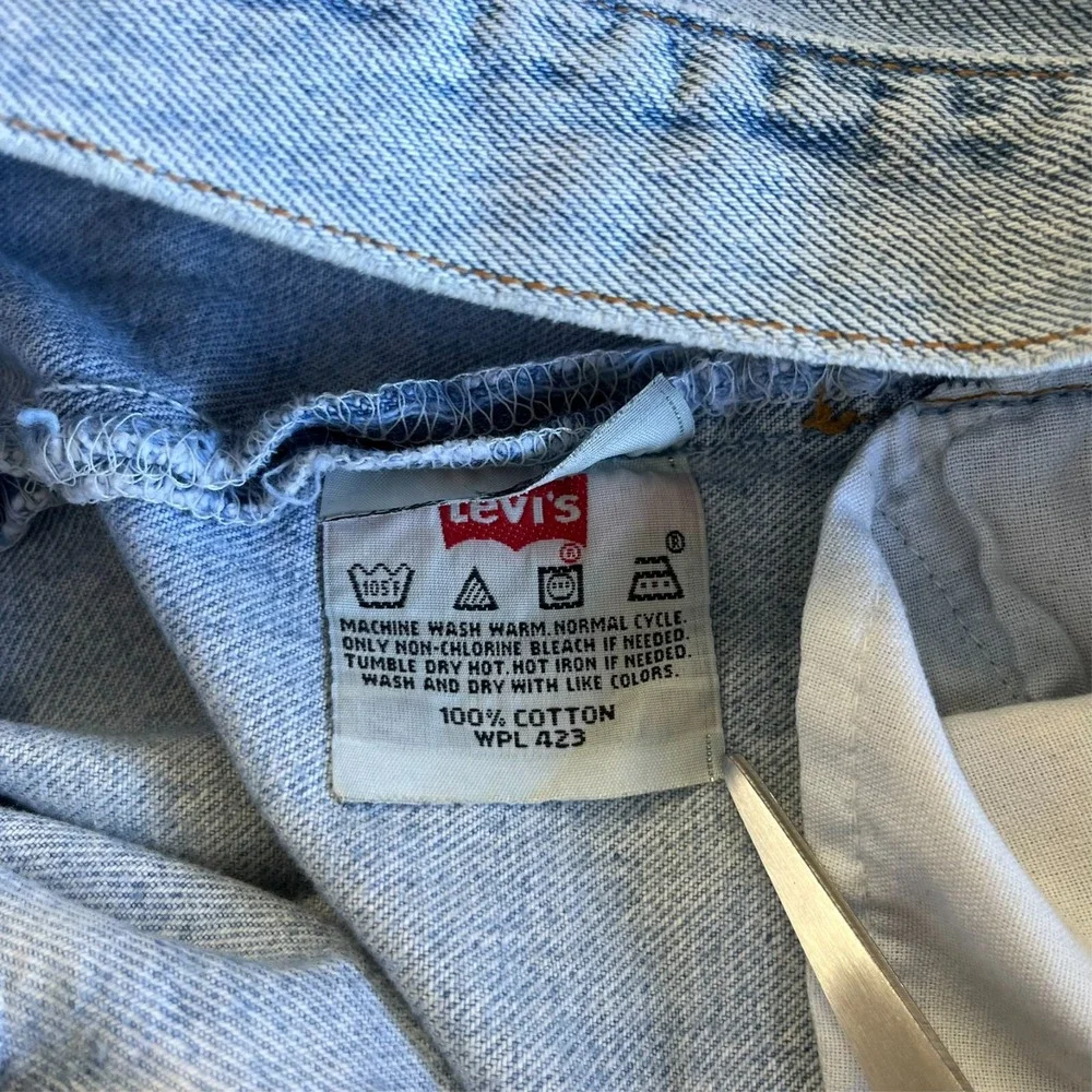 Levi's Jeans Men's Size 36 Blue‎ 501 Vtg Paper Tag 90's Button Fly Distressed